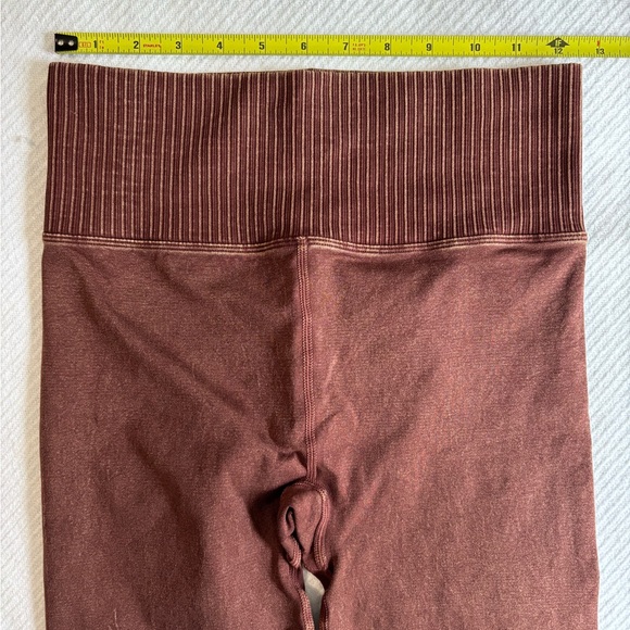 Ododos Seamless Leggings - Picture 3 of 7